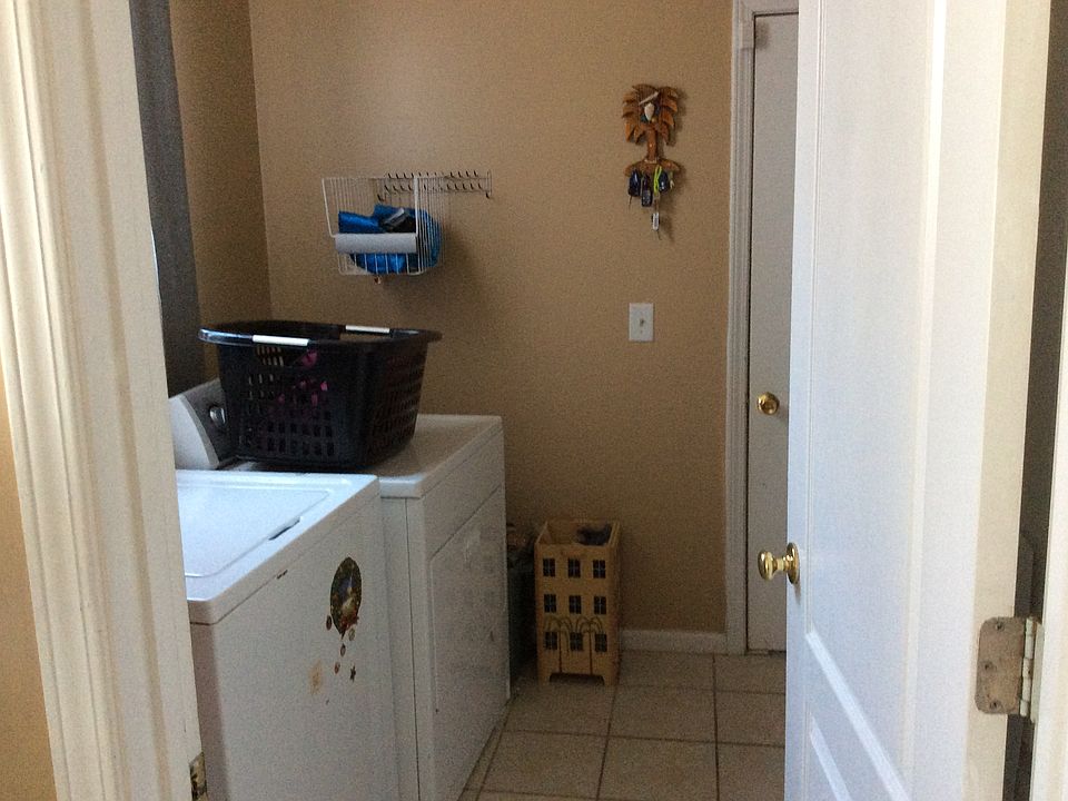 2nd image of 6616 Kuhoho St