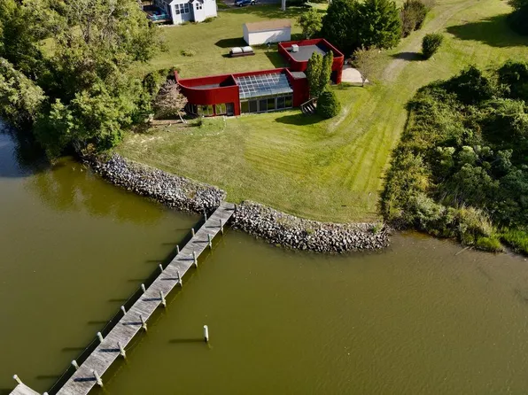 1015 Melrose Rd, Lottsburg, VA 22511