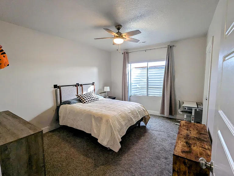 380 E Keetly Station Cir — Photo 51