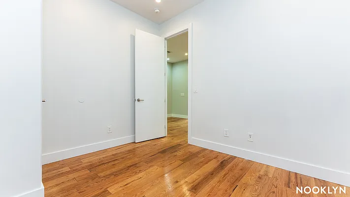Rented by Nooklyn NYC LLC | media 10