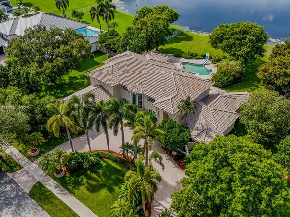 10303 SW 26th St, Fort Lauderdale, FL 33324