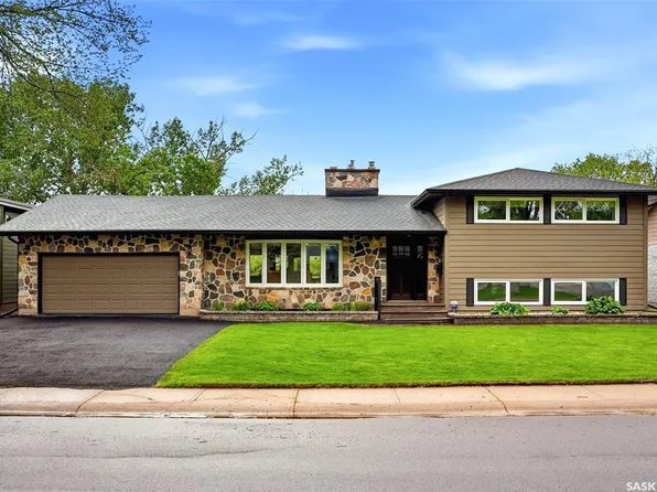 15 PARKWOOD ROAD, Regina, SK S4S 2Z8