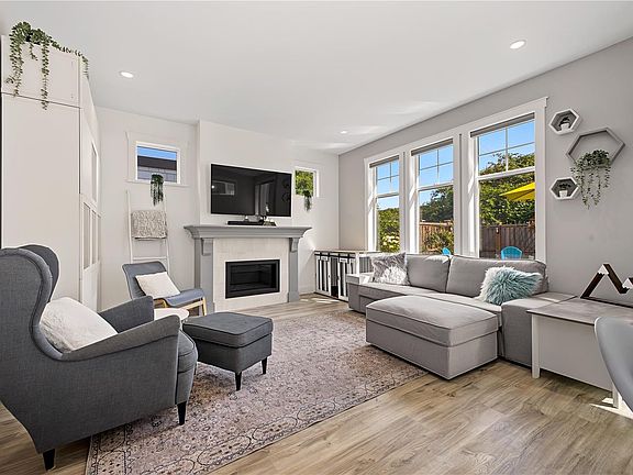 5th image of 309 Seafield Rd