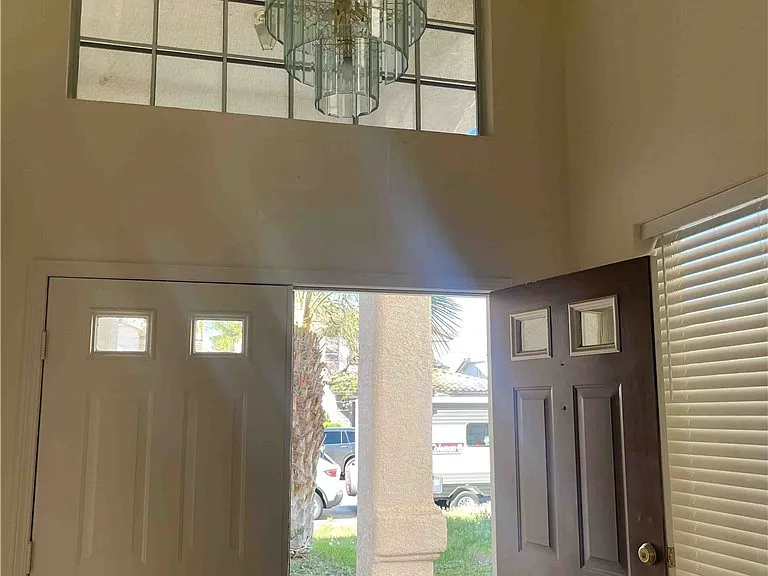 861 Cavaison Ave — Photo 4