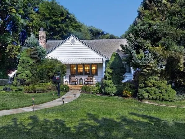 130 Littleton Rd, Morris Plains, NJ 07950