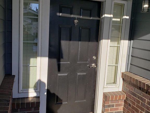 4th image of 8928 123rd Ln NE