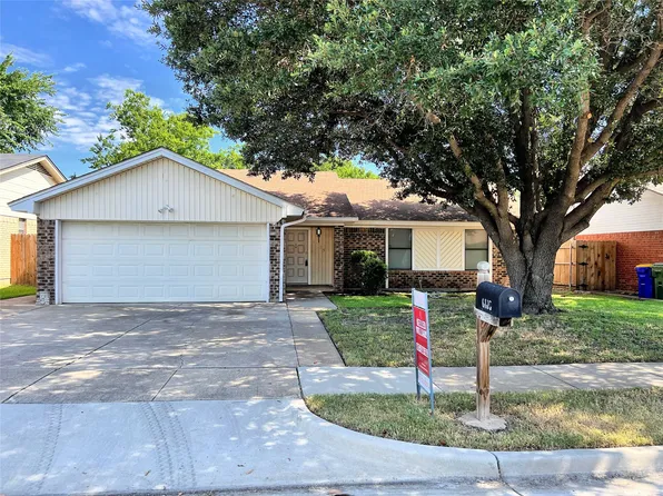 6105 Birchill Rd, Fort Worth, TX 76148