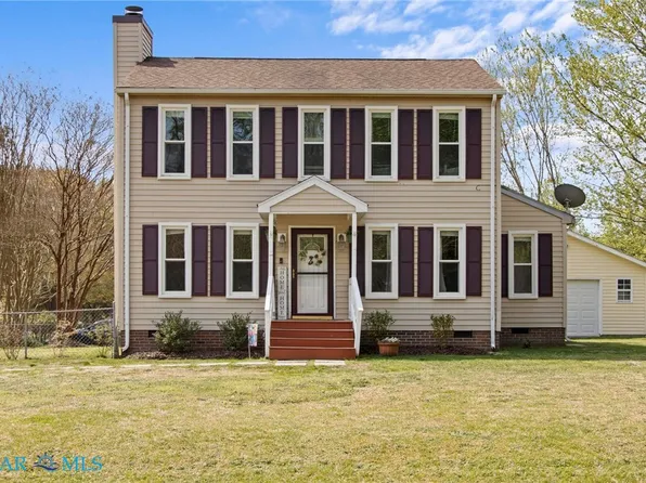 6676 Magnolia Dr, Gloucester, VA 23061