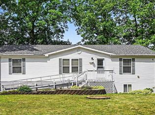 5200 W Lakeview Park Dr, Warsaw, IN 46580