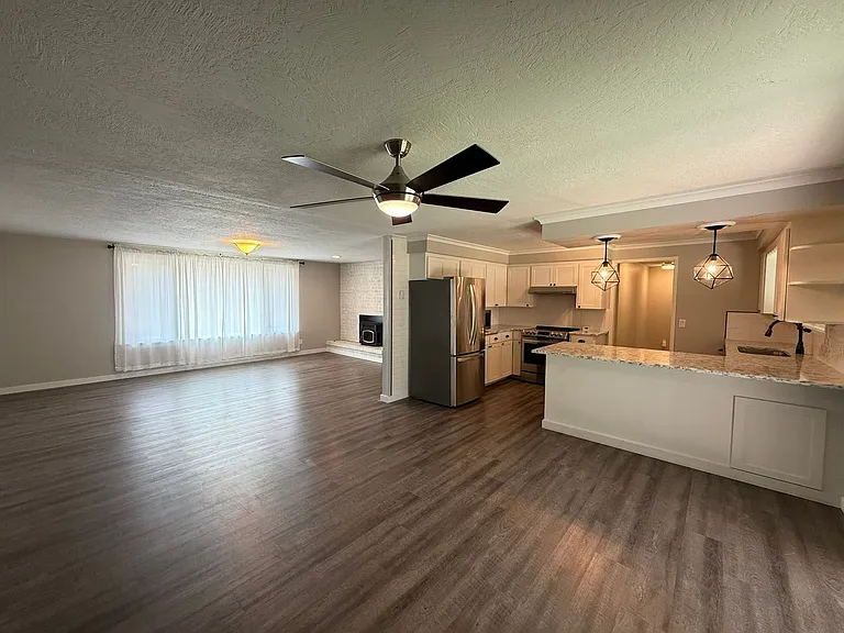 640 Lincoln Ave — Photo 9