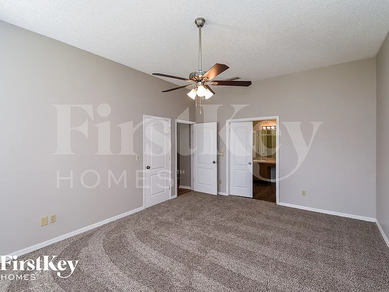 1080 Meadow Point Ct — Photo 9