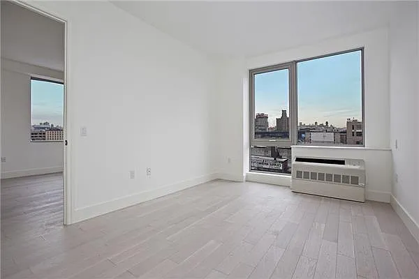 Rented by Space Marketing Shop | media 15