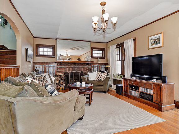 5th image of 45 Fairmount Ter