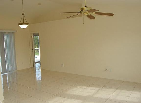 4th image of 1412 SE 2nd Pl