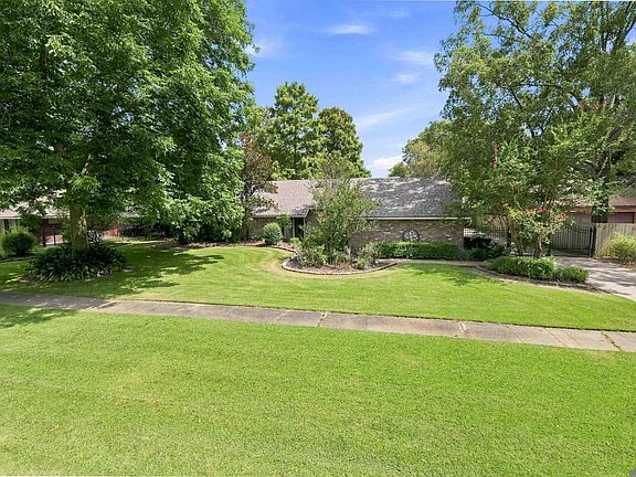 2nd image of 14632 Bailey Dr