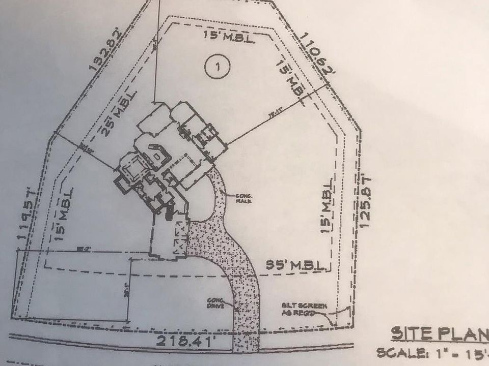 2nd image of 2110 Club Dr