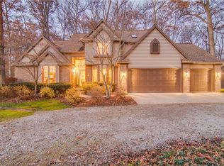 711 Wildwood Ln, Ann Arbor, MI