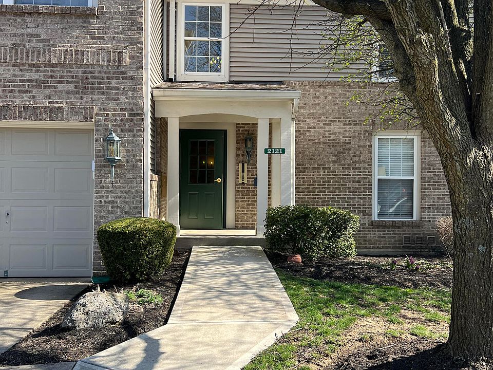 1st image of 2121 Carrick Ct Unit 101