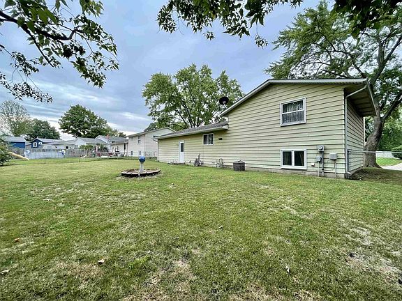 4th image of 2912 Marrett Dr