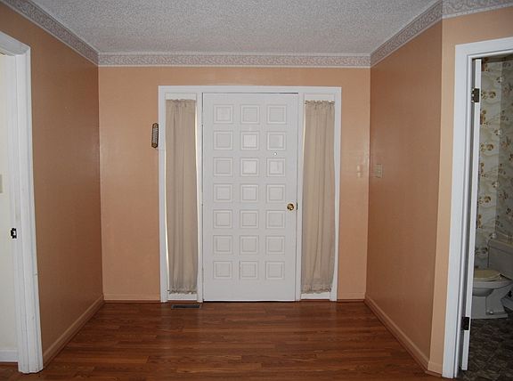 2nd image of 2773 Williamson Dr