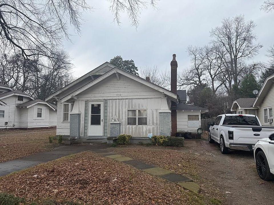 1st image of 1012 W Ash St
