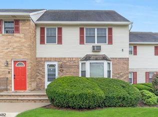 322 Richard Mine Rd APT R2, Wharton, NJ 07885