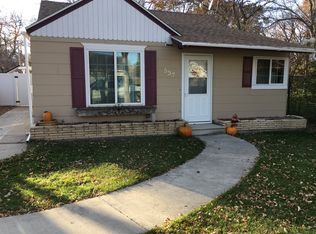 537 Box Elder St, Plentywood, MT 59254
