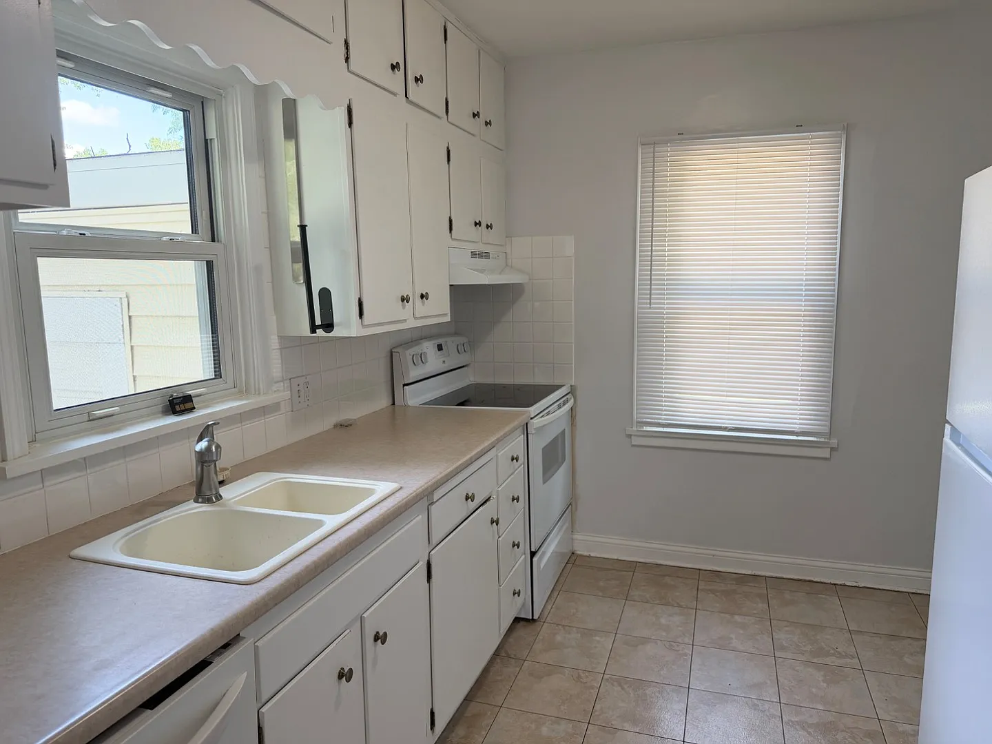 3204 S 2Nd St — Photo 4