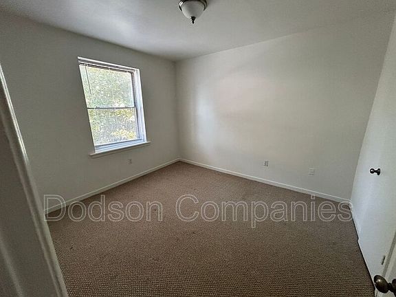 5th image of 21 N Stafford Ave Unit 3