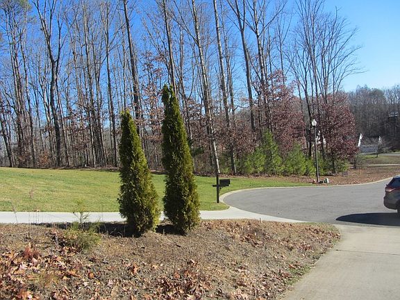 4th image of 583 Leatha Ln NW