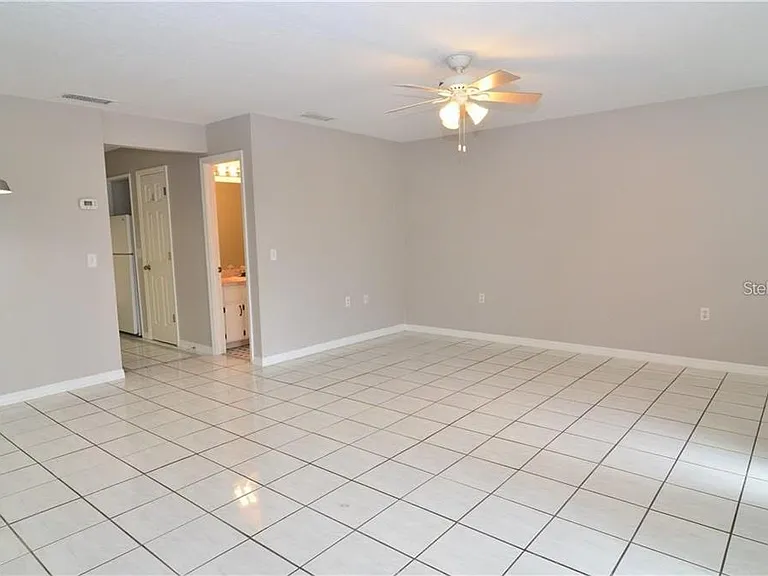 106 S Primrose Dr — Photo 7
