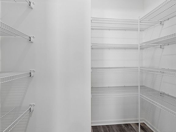 5th image of 10342 Morse Pl