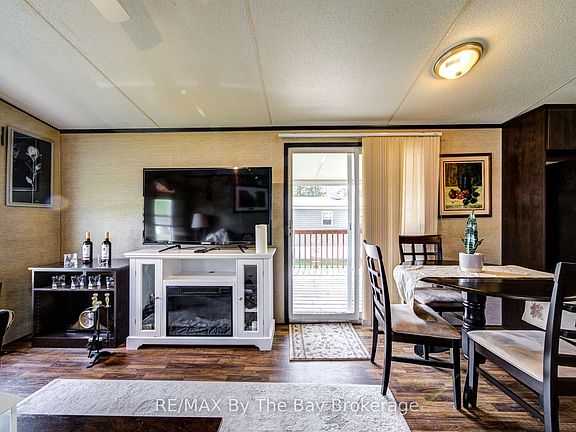 5th image of 14 Kenora Trl