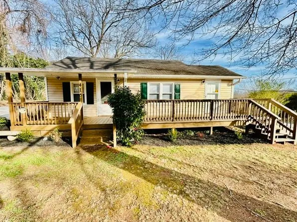 416 Wood Rd, Taylors, SC 29687