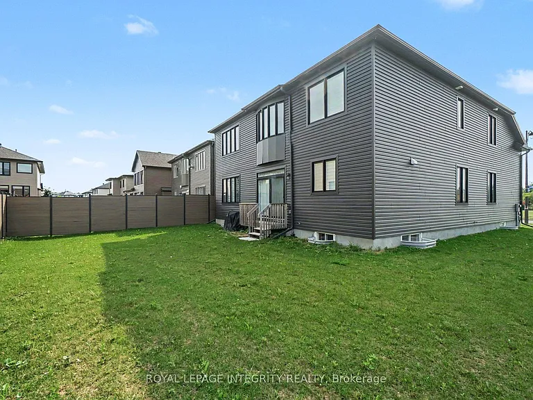 660 Miikana Rd — Photo 40