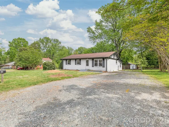 548 Drury Dr, Charlotte, NC 28206