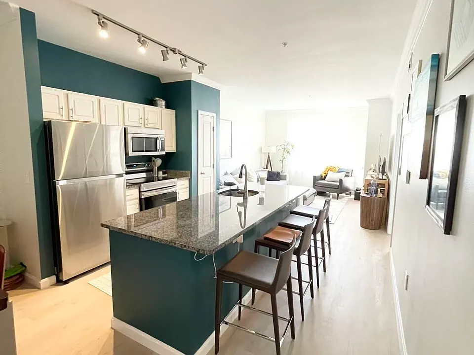903 Providence Pl #334
