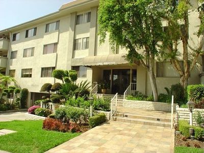 1121 N Olive Dr APT 103, West Hollywood, CA, 90069