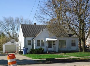 1050 Leonard St NE, Grand Rapids, MI 49503