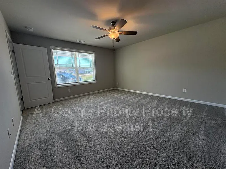 107 Faucette Dr — Photo 8