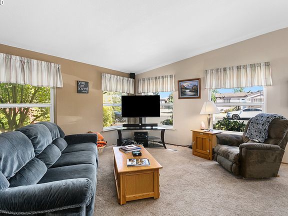 5th image of 7300 NE 100th Ave Unit 17
