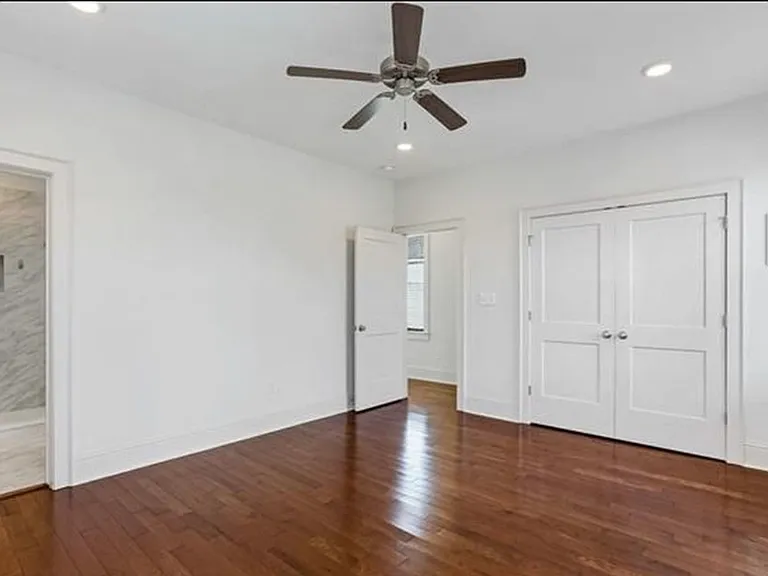Second bedroom with ensuite bathroom and walk-in closet