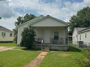 913 SW 12th Ave, Sheffield, AL 35660