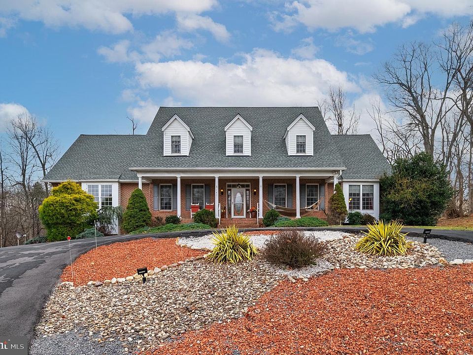 1st image of 461 Skylar Lanes Way