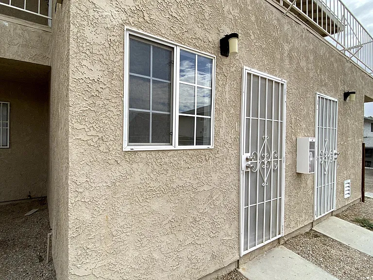 1121 Barstow Rd #C — Photo 5