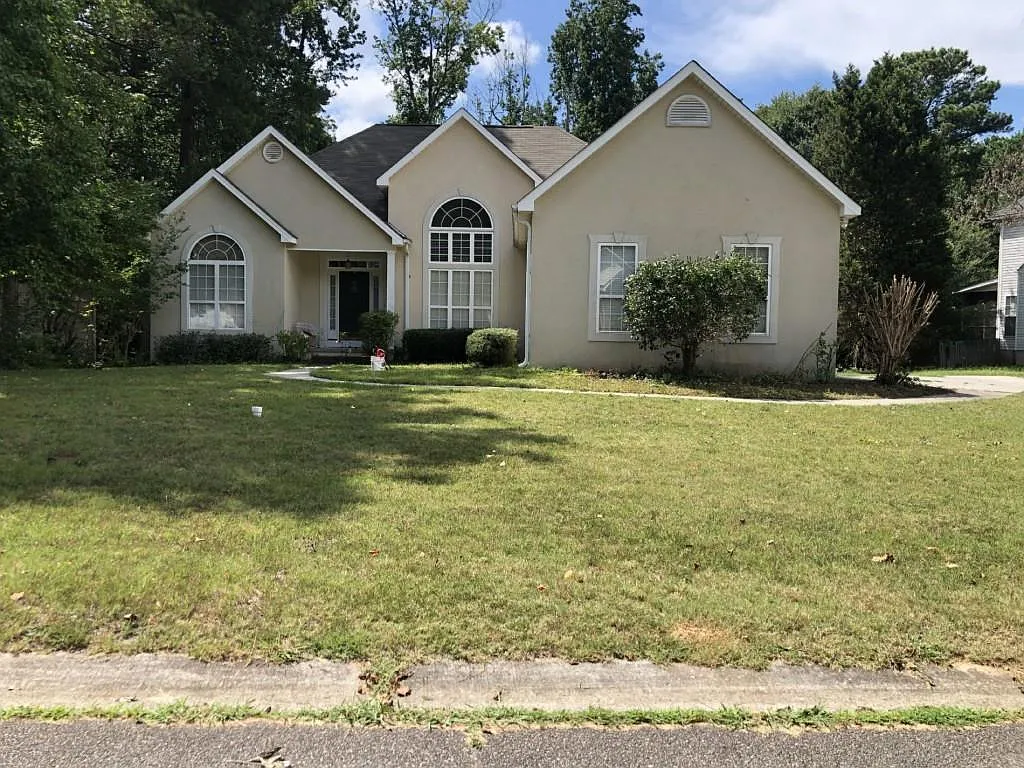 277 Northridge Dr photo 1