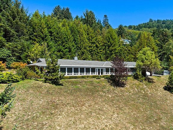 2nd image of 150 Ocean Heights Way