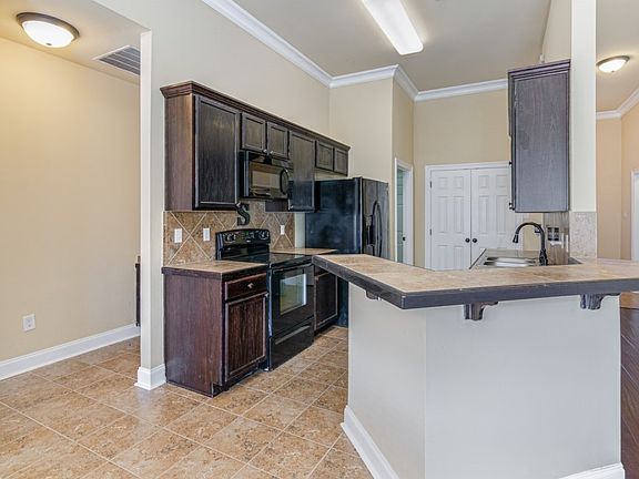 5th image of 9496 Redwood Lake Blvd