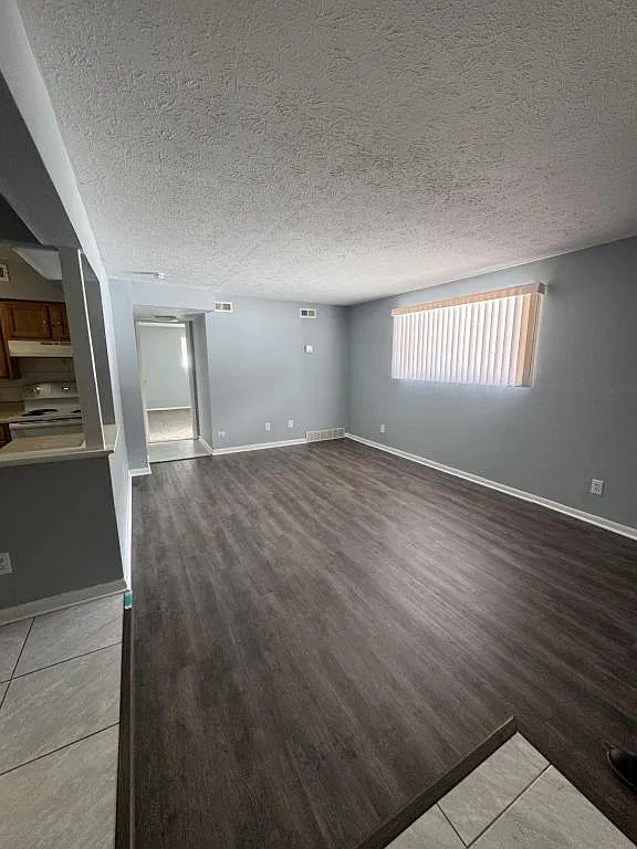 3893 Bennett Rd — Photo 4