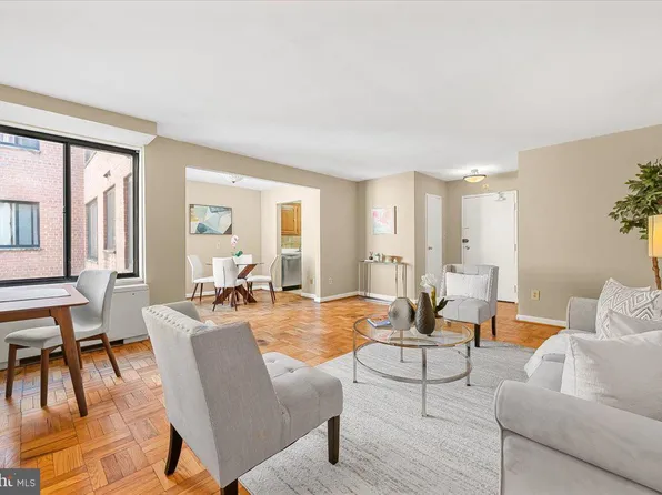 5112 Macarthur Blvd NW APT 110, Washington, DC 20016